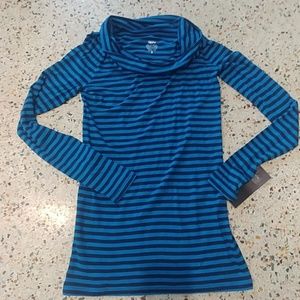 D: NWT Mossimo Cowl Neck Tee, Size S